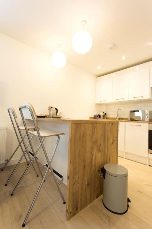 Remarkable 2-Bed Apartment In Culross Exterior photo